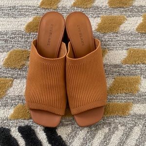 Everlane knit  sandal size 7.5. Super comfortable